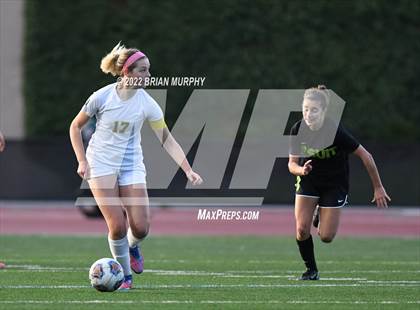 Thumbnail 3 in Cleveland vs. Jesuit (OSAA 6A Quarterfinal) photogallery.