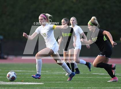 Thumbnail 1 in Cleveland vs. Jesuit (OSAA 6A Quarterfinal) photogallery.