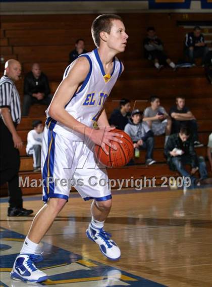 Thumbnail 2 in La Habra @ El Toro (OC North-South Challenge) photogallery.