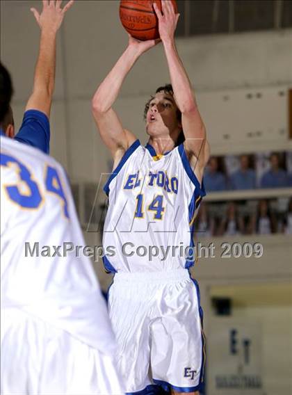 Thumbnail 2 in La Habra @ El Toro (OC North-South Challenge) photogallery.