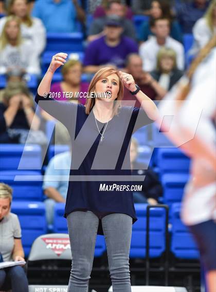 Thumbnail 2 in Paris vs Conway Christian  (AHSAA 3A State Final) photogallery.