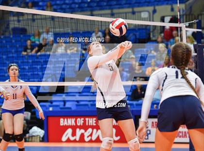 Thumbnail 3 in Paris vs Conway Christian  (AHSAA 3A State Final) photogallery.