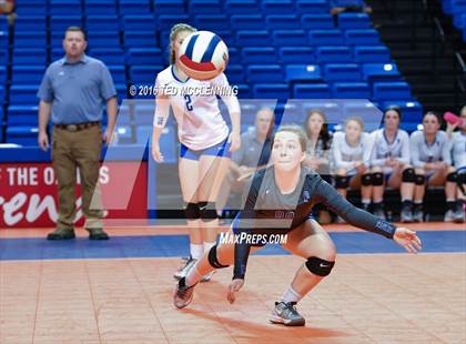 Thumbnail 3 in Paris vs Conway Christian  (AHSAA 3A State Final) photogallery.