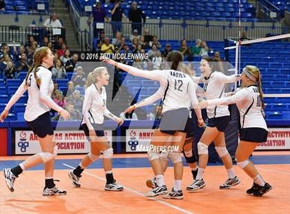 Thumbnail 3 in Paris vs Conway Christian  (AHSAA 3A State Final) photogallery.