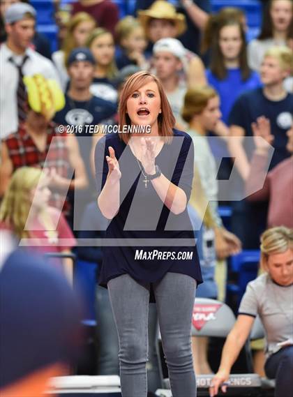 Thumbnail 3 in Paris vs Conway Christian  (AHSAA 3A State Final) photogallery.