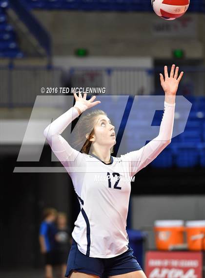 Thumbnail 2 in Paris vs Conway Christian  (AHSAA 3A State Final) photogallery.