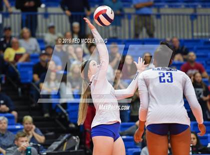 Thumbnail 3 in Paris vs Conway Christian  (AHSAA 3A State Final) photogallery.
