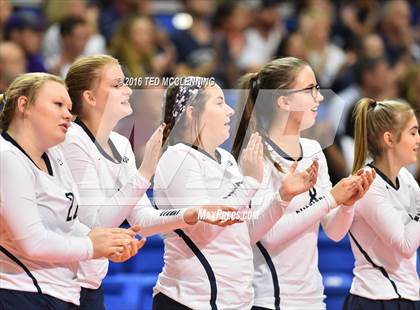 Thumbnail 2 in Paris vs Conway Christian  (AHSAA 3A State Final) photogallery.