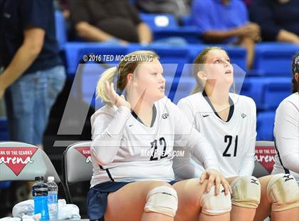 Thumbnail 3 in Paris vs Conway Christian  (AHSAA 3A State Final) photogallery.