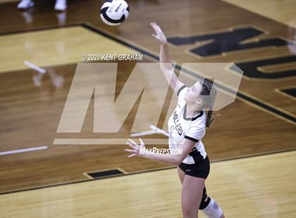 Thumbnail 2 in Avon @ Noblesville photogallery.
