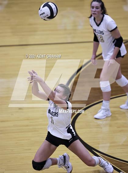 Thumbnail 2 in Avon @ Noblesville photogallery.