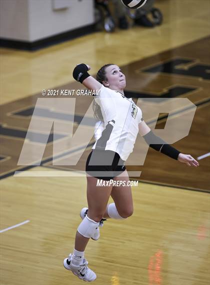 Thumbnail 2 in Avon @ Noblesville photogallery.