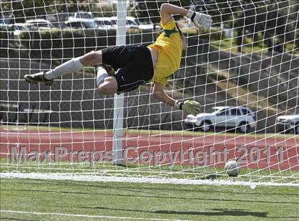 Thumbnail 2 in Torrey Pines vs. Rancho Bernardo (CIF SDS D1 Final) photogallery.