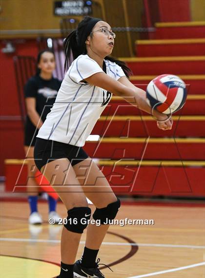 Thumbnail 3 in Analy @ Cardinal Newman photogallery.