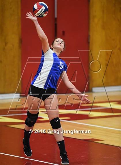 Thumbnail 2 in Analy @ Cardinal Newman photogallery.