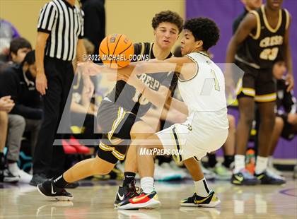 Thumbnail 3 in Oak Park vs. Crespi photogallery.