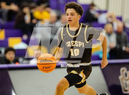 Thumbnail 3 in Oak Park vs. Crespi photogallery.