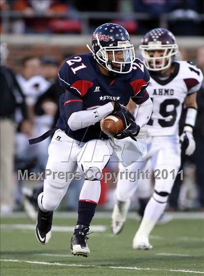 Thumbnail 1 in Wylie vs. Ryan (4A Division 1 Semifinals) photogallery.