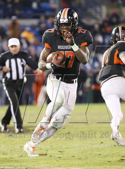 Thumbnail 3 in Vestavia Hills @ Hoover (AHSAA Class 6A Semifinal) photogallery.