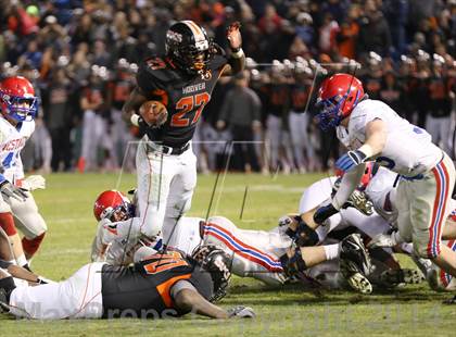 Thumbnail 1 in Vestavia Hills @ Hoover (AHSAA Class 6A Semifinal) photogallery.