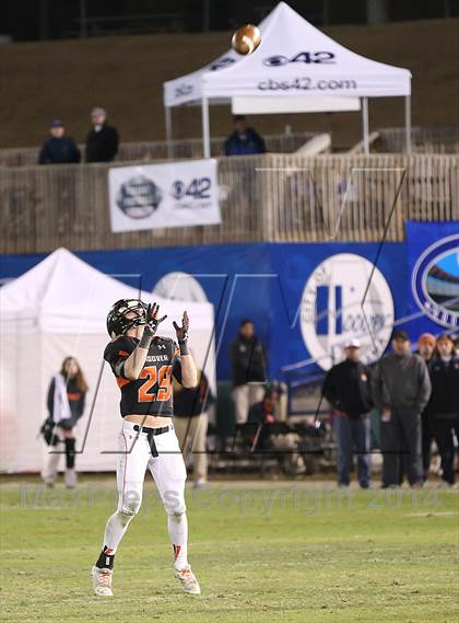 Thumbnail 3 in Vestavia Hills @ Hoover (AHSAA Class 6A Semifinal) photogallery.