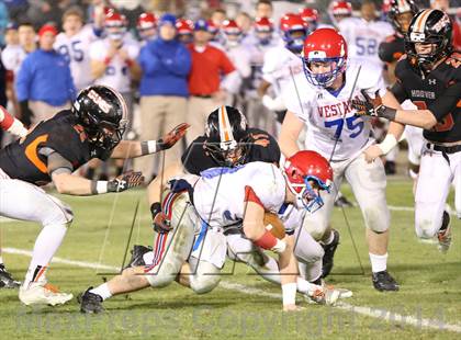 Thumbnail 1 in Vestavia Hills @ Hoover (AHSAA Class 6A Semifinal) photogallery.