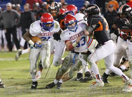 Thumbnail 1 in Vestavia Hills @ Hoover (AHSAA Class 6A Semifinal) photogallery.