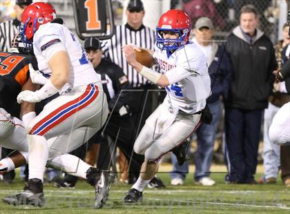Thumbnail 1 in Vestavia Hills @ Hoover (AHSAA Class 6A Semifinal) photogallery.