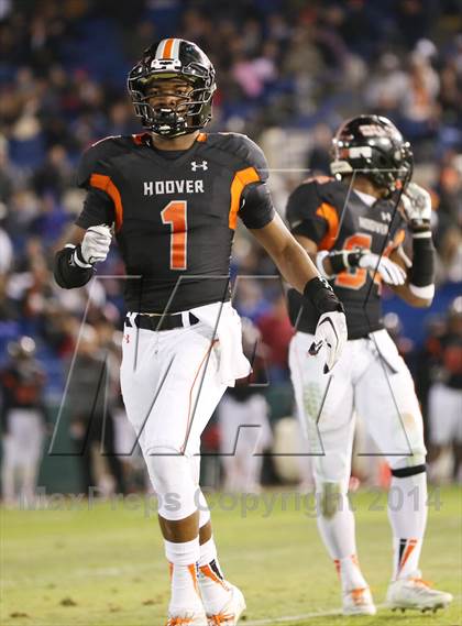 Thumbnail 1 in Vestavia Hills @ Hoover (AHSAA Class 6A Semifinal) photogallery.