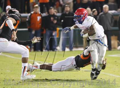 Thumbnail 1 in Vestavia Hills @ Hoover (AHSAA Class 6A Semifinal) photogallery.