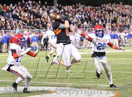 Thumbnail 1 in Vestavia Hills @ Hoover (AHSAA Class 6A Semifinal) photogallery.