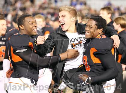 Thumbnail 2 in Vestavia Hills @ Hoover (AHSAA Class 6A Semifinal) photogallery.