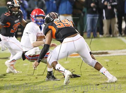 Thumbnail 3 in Vestavia Hills @ Hoover (AHSAA Class 6A Semifinal) photogallery.