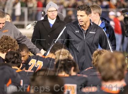 Thumbnail 1 in Vestavia Hills @ Hoover (AHSAA Class 6A Semifinal) photogallery.