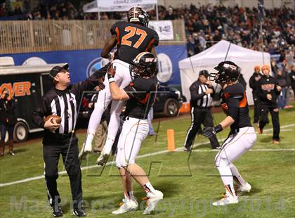 Thumbnail 1 in Vestavia Hills @ Hoover (AHSAA Class 6A Semifinal) photogallery.