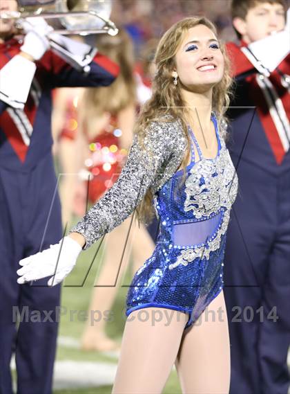 Thumbnail 1 in Vestavia Hills @ Hoover (AHSAA Class 6A Semifinal) photogallery.