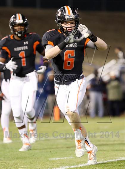 Thumbnail 2 in Vestavia Hills @ Hoover (AHSAA Class 6A Semifinal) photogallery.