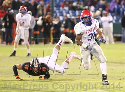 Thumbnail 1 in Vestavia Hills @ Hoover (AHSAA Class 6A Semifinal) photogallery.