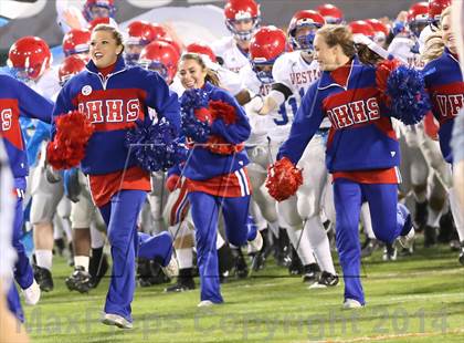 Thumbnail 3 in Vestavia Hills @ Hoover (AHSAA Class 6A Semifinal) photogallery.