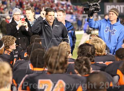 Thumbnail 2 in Vestavia Hills @ Hoover (AHSAA Class 6A Semifinal) photogallery.