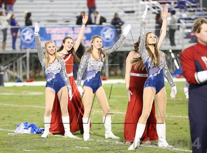 Thumbnail 1 in Vestavia Hills @ Hoover (AHSAA Class 6A Semifinal) photogallery.