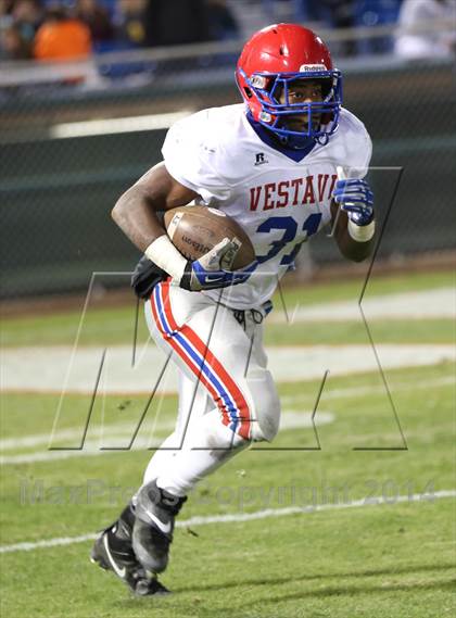 Thumbnail 1 in Vestavia Hills @ Hoover (AHSAA Class 6A Semifinal) photogallery.