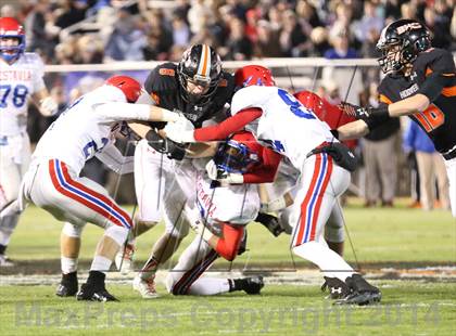 Thumbnail 3 in Vestavia Hills @ Hoover (AHSAA Class 6A Semifinal) photogallery.