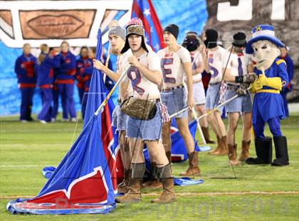 Thumbnail 1 in Vestavia Hills @ Hoover (AHSAA Class 6A Semifinal) photogallery.