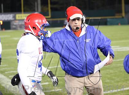 Thumbnail 2 in Vestavia Hills @ Hoover (AHSAA Class 6A Semifinal) photogallery.