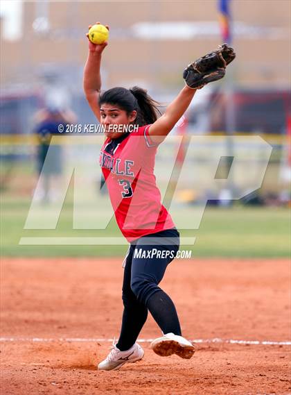 Thumbnail 2 in Desert Edge vs. Glendale photogallery.