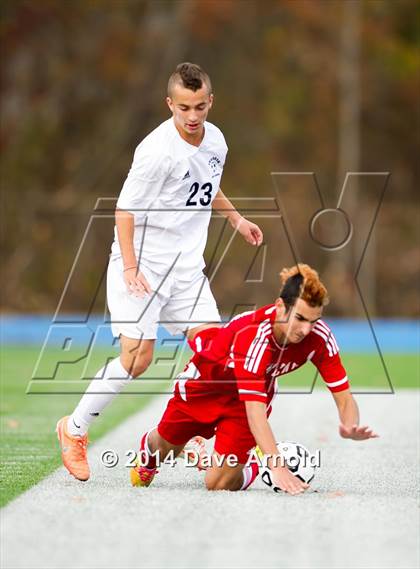 Thumbnail 2 in Silver Lake Regional vs Needham (MIAA Division 1 South Semifinal) photogallery.