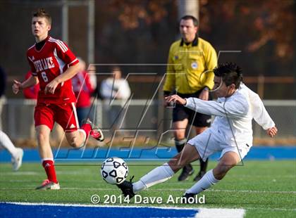 Thumbnail 3 in Silver Lake Regional vs Needham (MIAA Division 1 South Semifinal) photogallery.