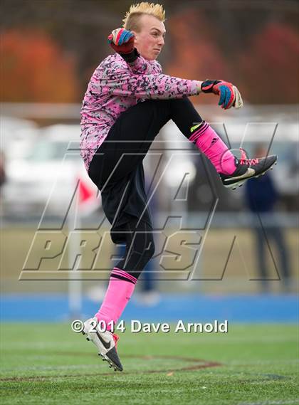 Thumbnail 2 in Silver Lake Regional vs Needham (MIAA Division 1 South Semifinal) photogallery.