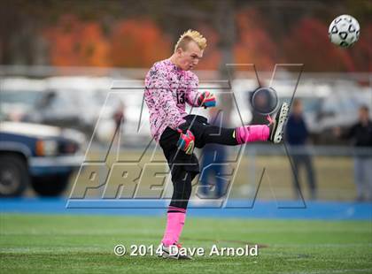 Thumbnail 1 in Silver Lake Regional vs Needham (MIAA Division 1 South Semifinal) photogallery.